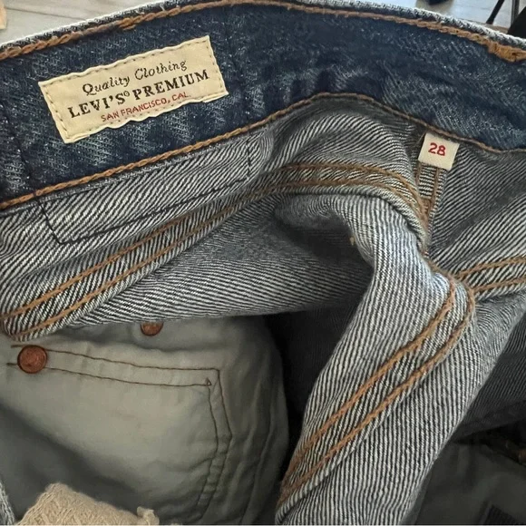 Levi’s Blue A-line Mini Skirt - Picture 2 of 4